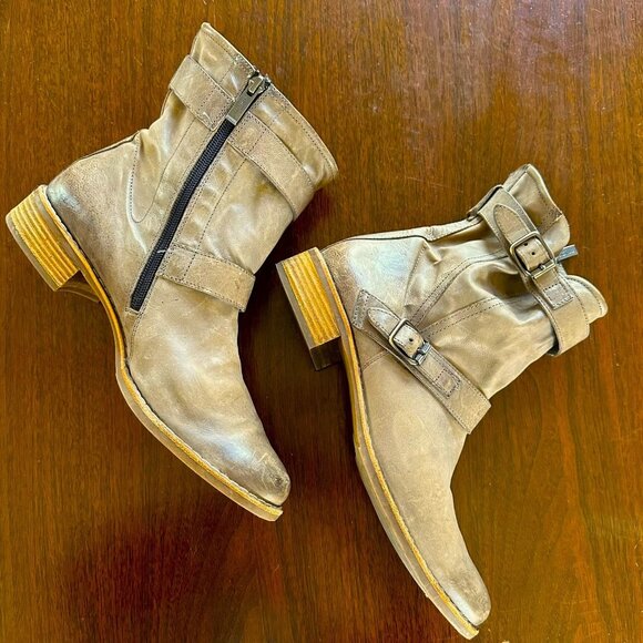 Paul Green Taupe Leather Moto Ankle Boots Buckle Strap Side Zip US 9.5 - Picture 6 of 9